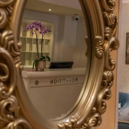 Mali Porat 3*
