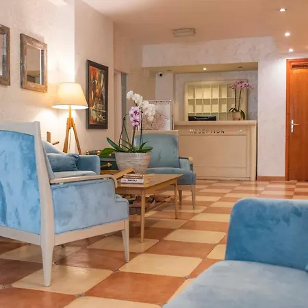 Mali Porat ホテル 3*